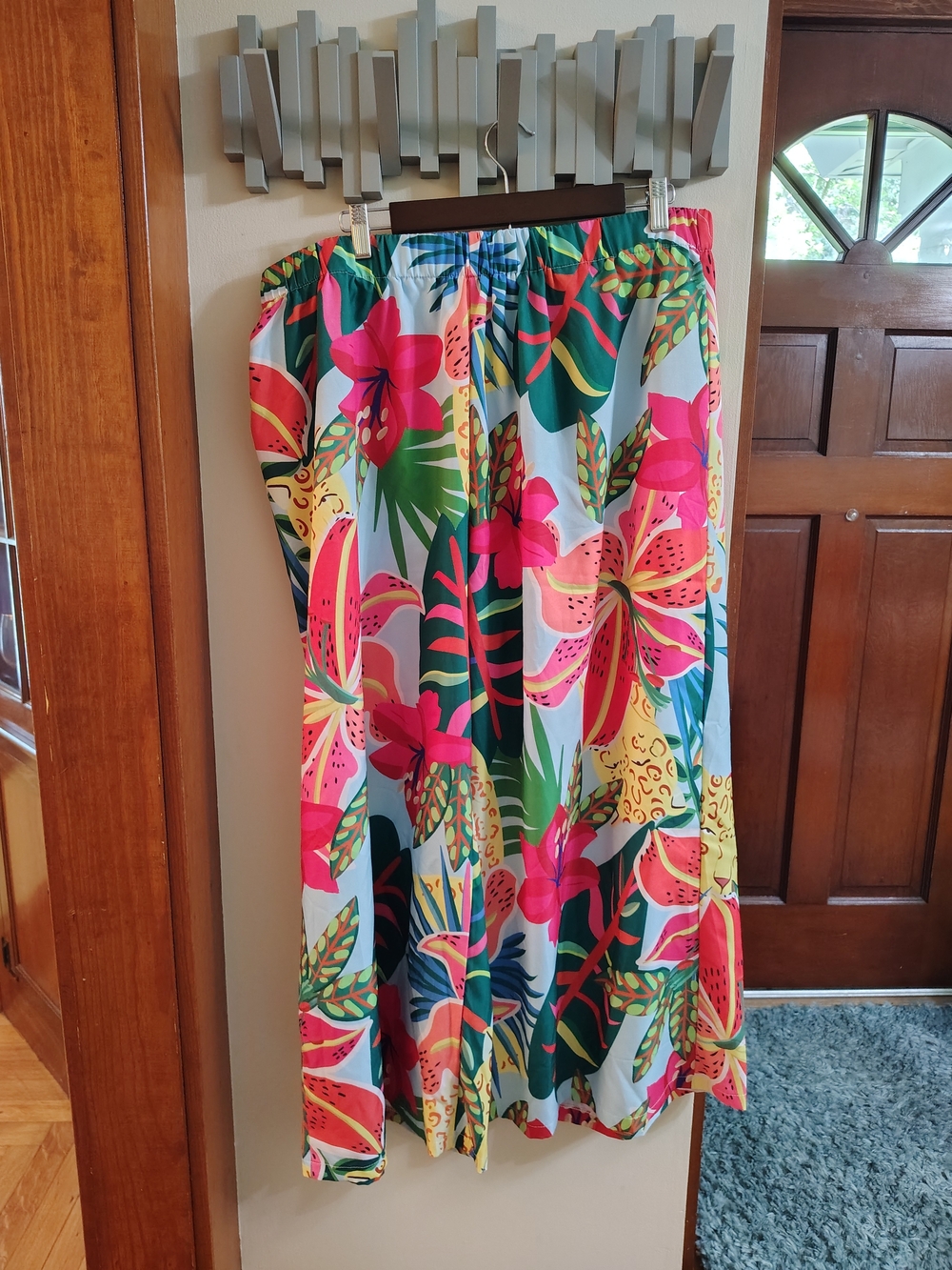 SHEIN Tropical Wide Leg Pants